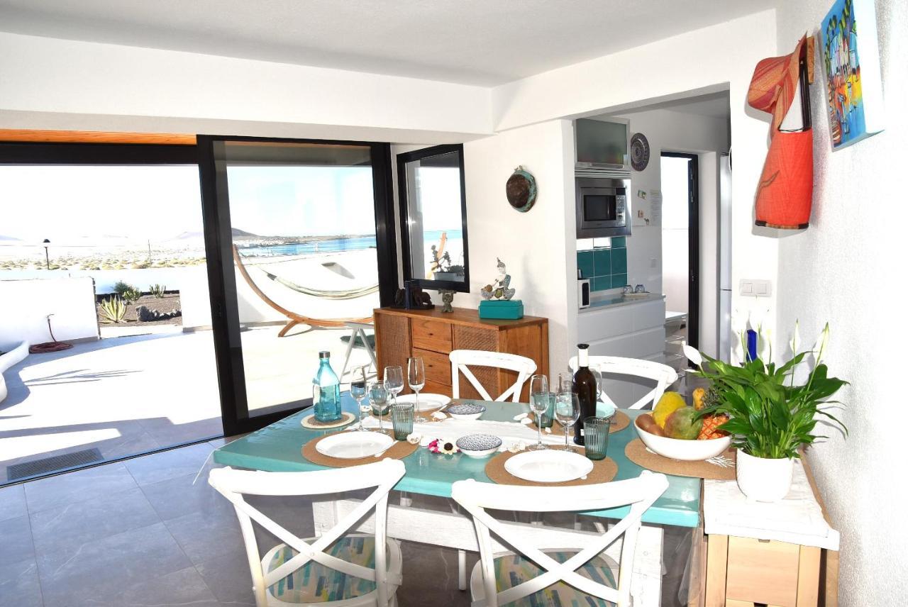 La Belle Vie Villa Famara Exterior photo