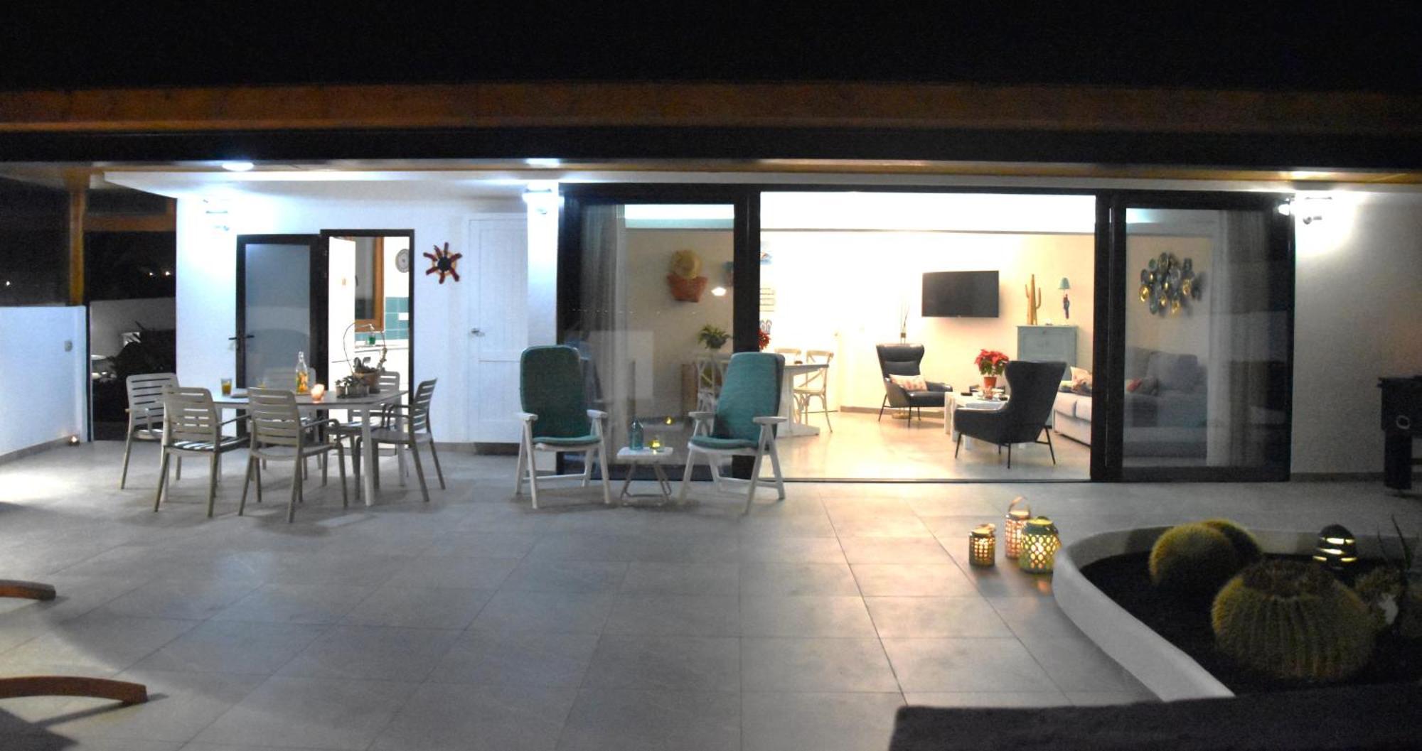 La Belle Vie Villa Famara Exterior photo